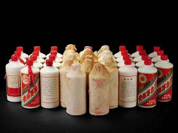 久治日照岚山回收酒价格哪里回收(附近上门回收茅台酒）?